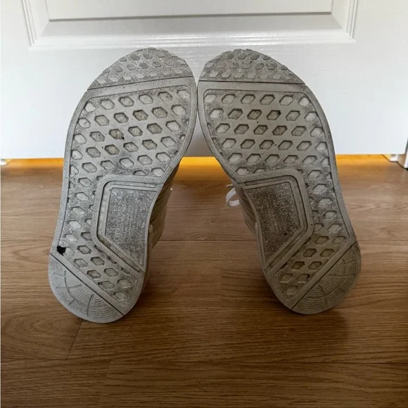 Adidas NMD R1 - Picture 6 of 7